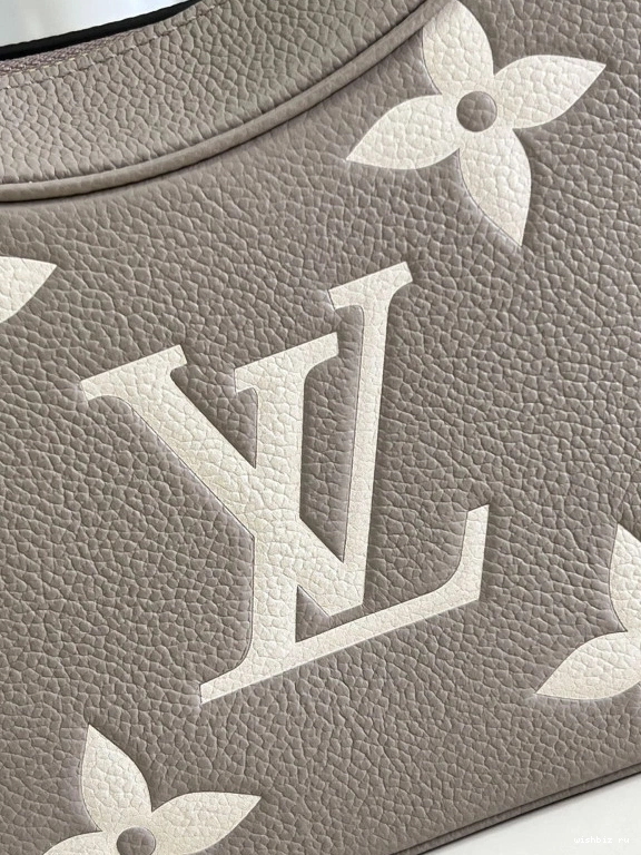 WIS VUITTON LOUIS BAGATELLE 1112